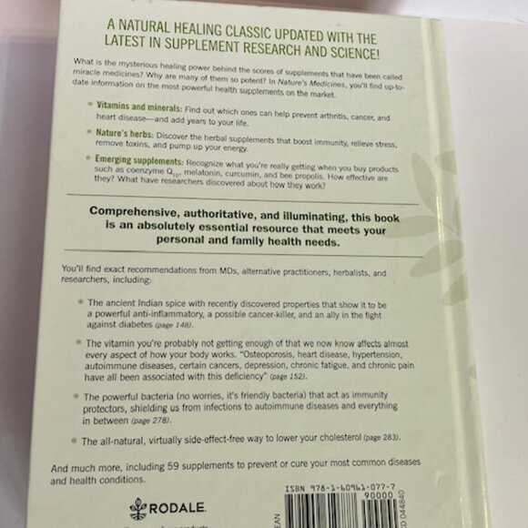 Nature's Medicines & Who Knew? Green Hints books - Lot of 2 - Picture 2 of 3